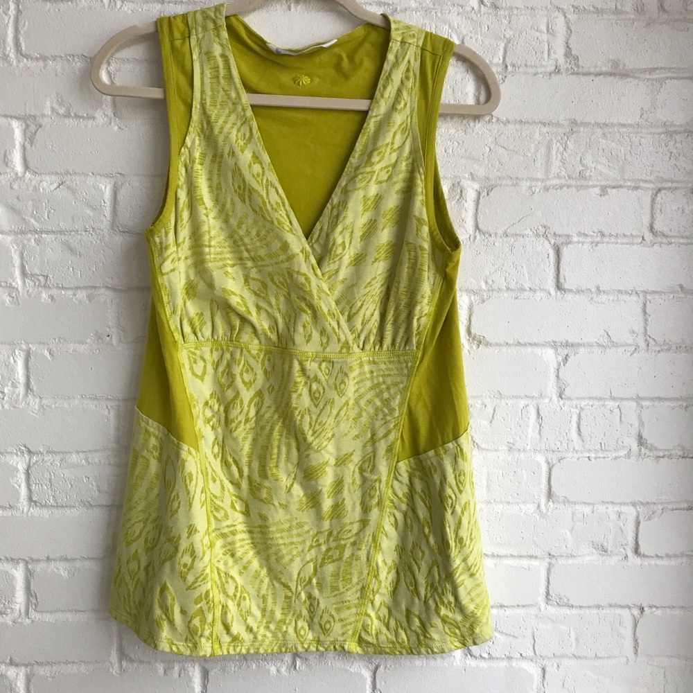 Athleta athletic Tank Top Green Print Large